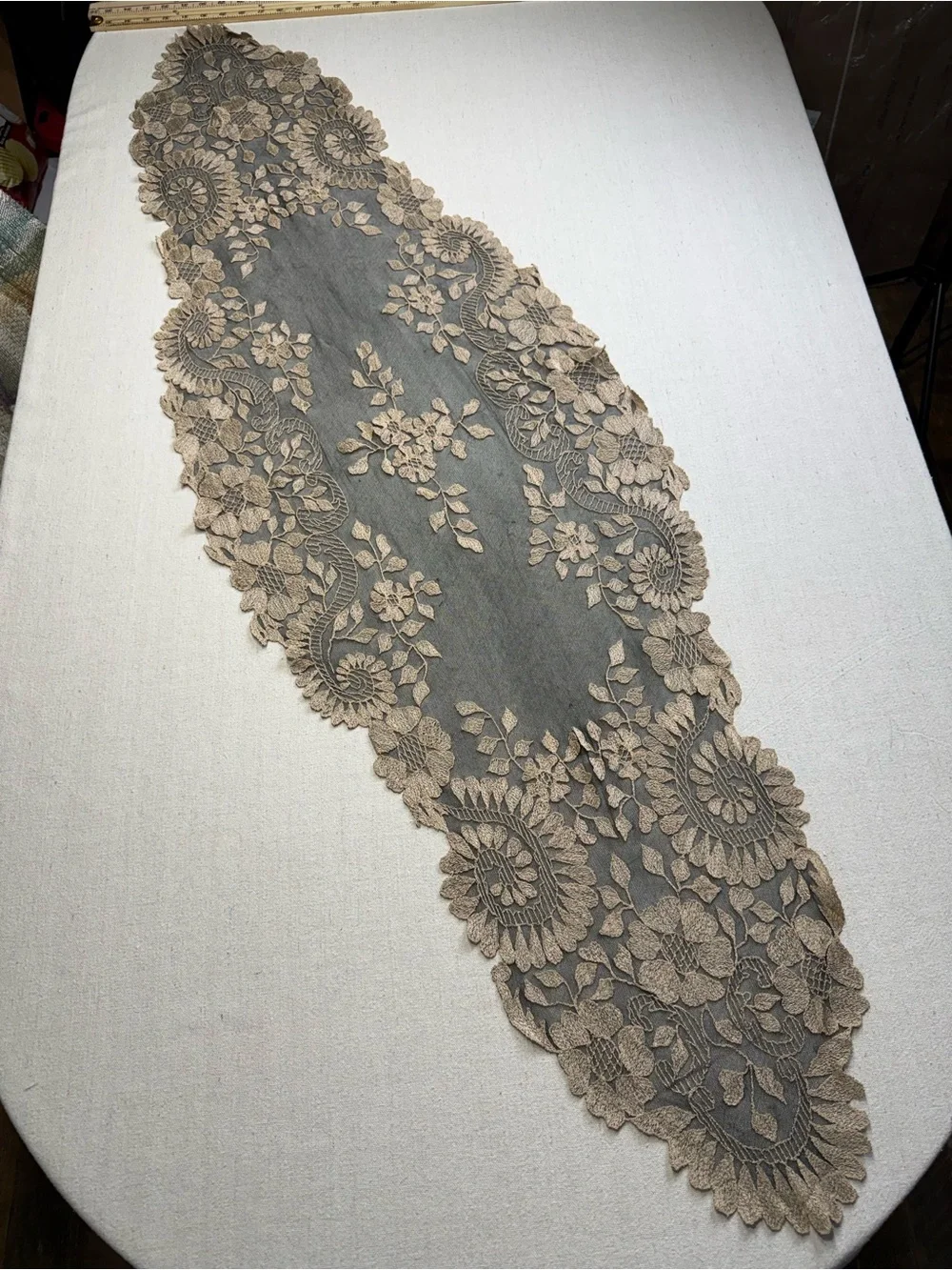 Vintage-Inspired Cream Floral Lace Table Runner - Home Dining